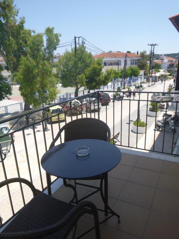 Karafelas Hotel Skiáthos Rom bilde
